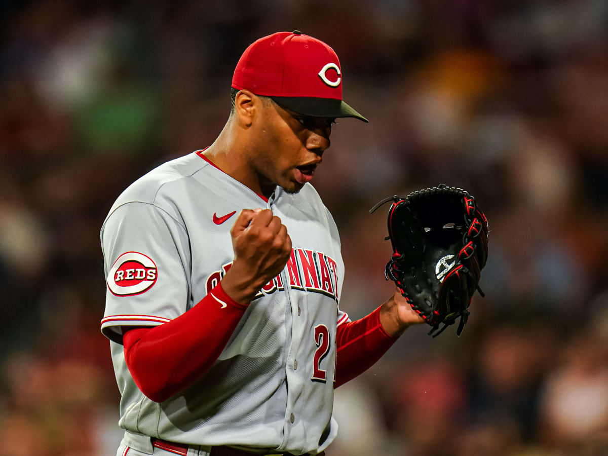 Cincinnati Reds place Hunter Greene on injured list, need pitching in the  worst of ways - Red Reporter