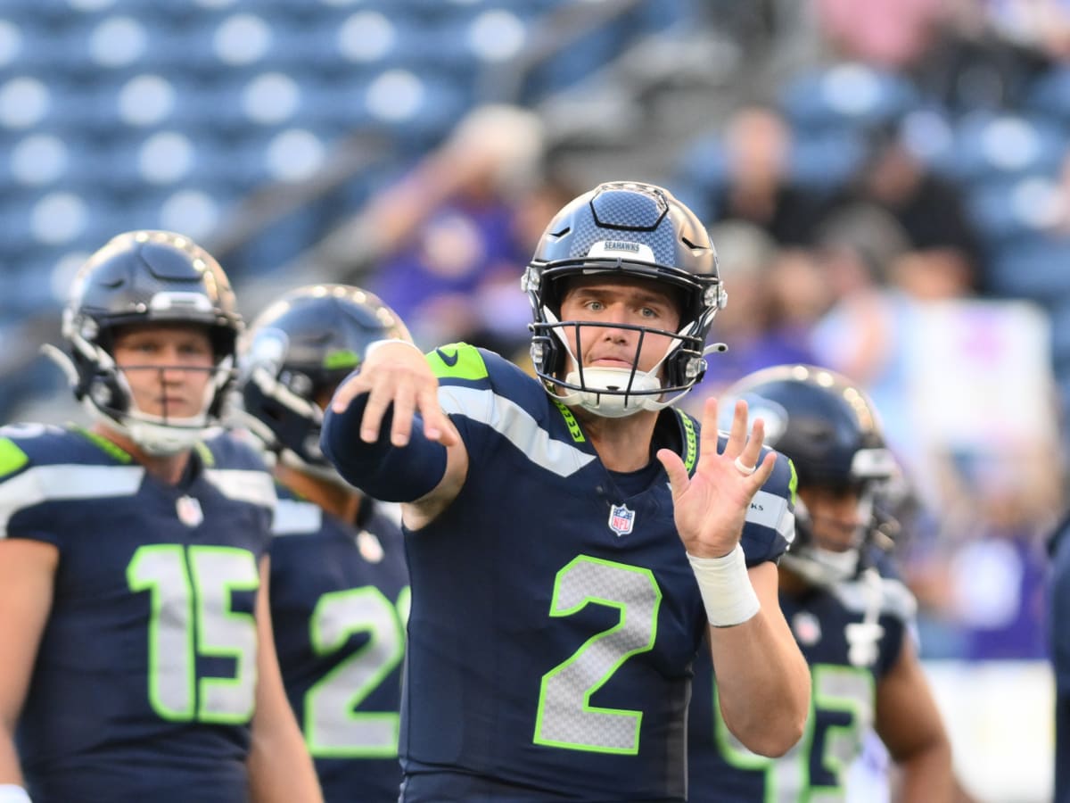 The Athletic NFL on X: Drew Lock during the Seahawks' first preseason game  against the Vikings in three quarters: ◻️ 17/24 C/ATT ◻️ 191 YDS ◻️ 2 TD ◻️  1 INT ◻️ 104.7 RTG  / X