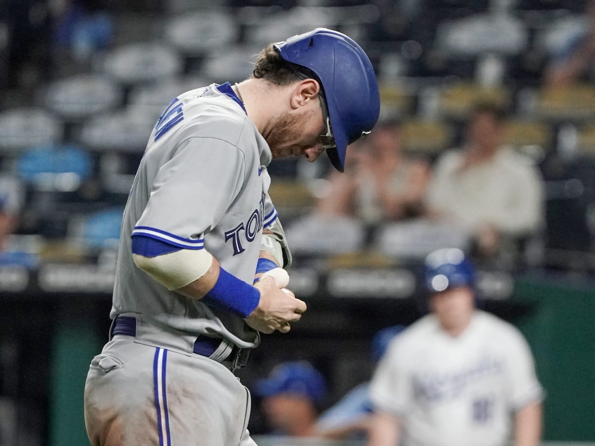 Danny Jansen injury update: Blue Jays C placed on the IL with groin strain  - DraftKings Network