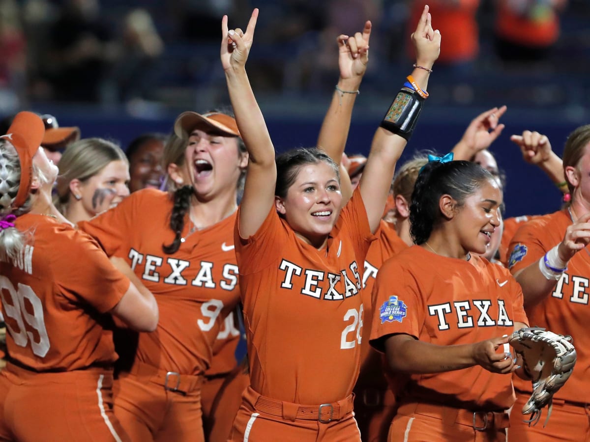 Texas beats Oklahoma State to advance to Softball World Series Championship  series