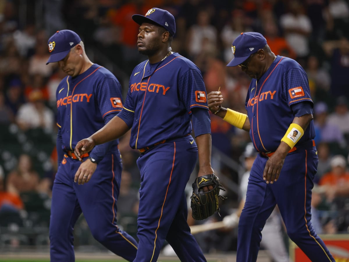 Dusty Baker Reflects on MLB's Tumultuous 2020 Season –