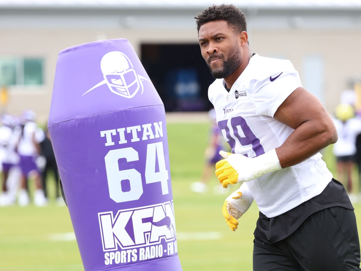 Pat Jones Joins Danielle Hunter & Za'Darius Smith for Edge Department's  Impact