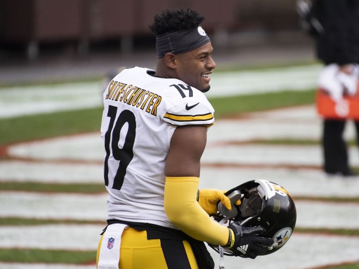 Steelers' Juju Smith-Schuster pays $12,500 to close strangers