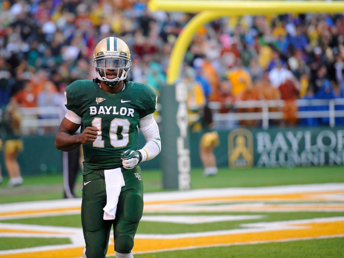 RG3. Sic 'Em Bears!!  Baylor football, Texas sports, Baylor bear