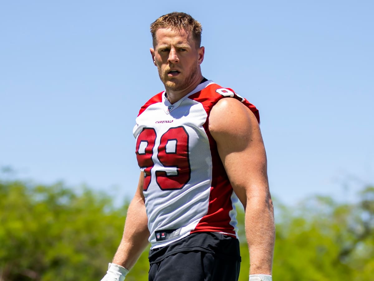 J.J. Watt Literally Paid a Random Dude Who Lost a J.J. Watt Prop