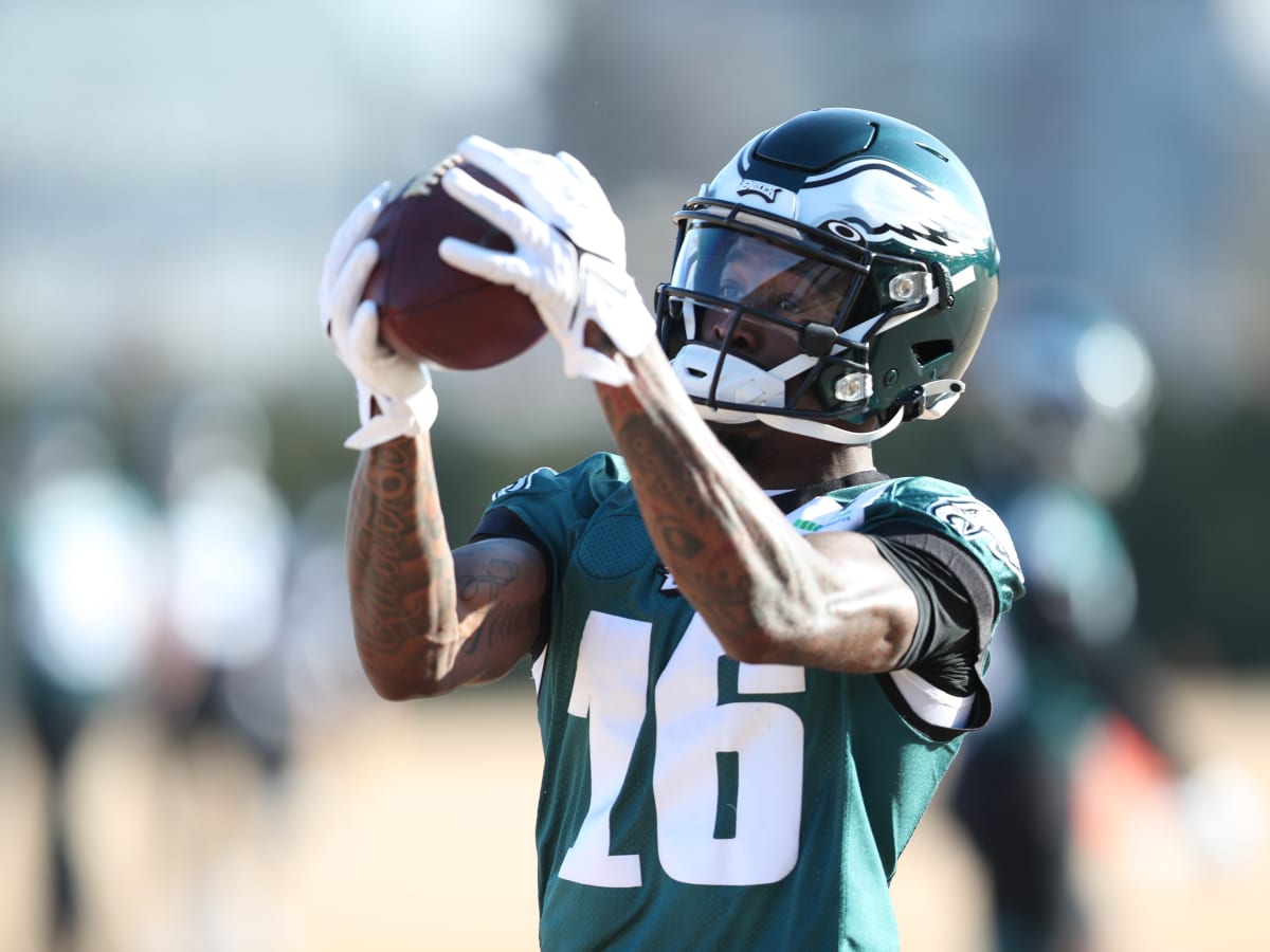 Eagles Brass Responds to Scorching Comments from Quez Watkins