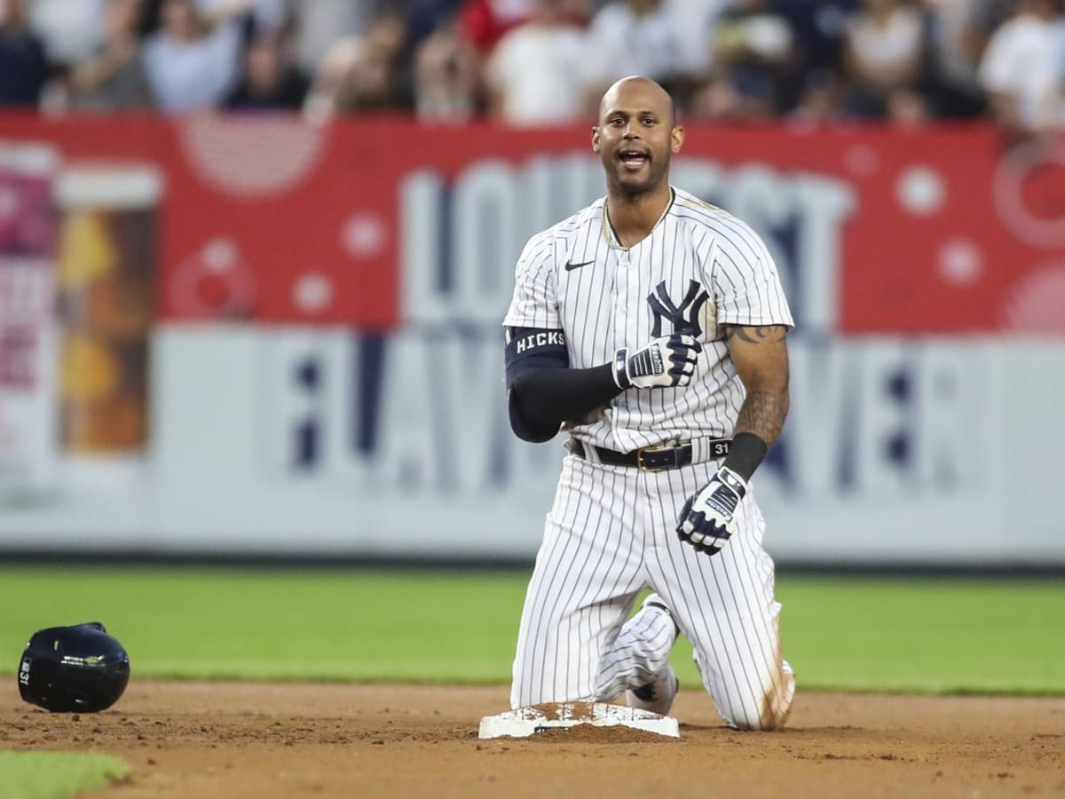 Aaron Hicks signs 7-year extension with Yankees - ESPN