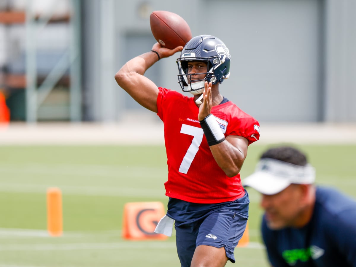 Seahawks News: Bobby Wagner, Shane Waldron, Drew Lock and Week 3 predictions