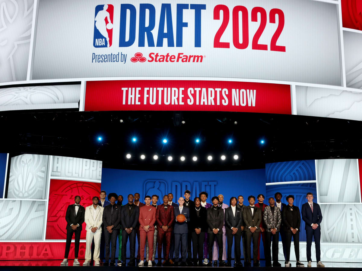 Detroit Pistons acquire No. 13 overall pick Jalen Duren in 3-team trade on  NBA draft night