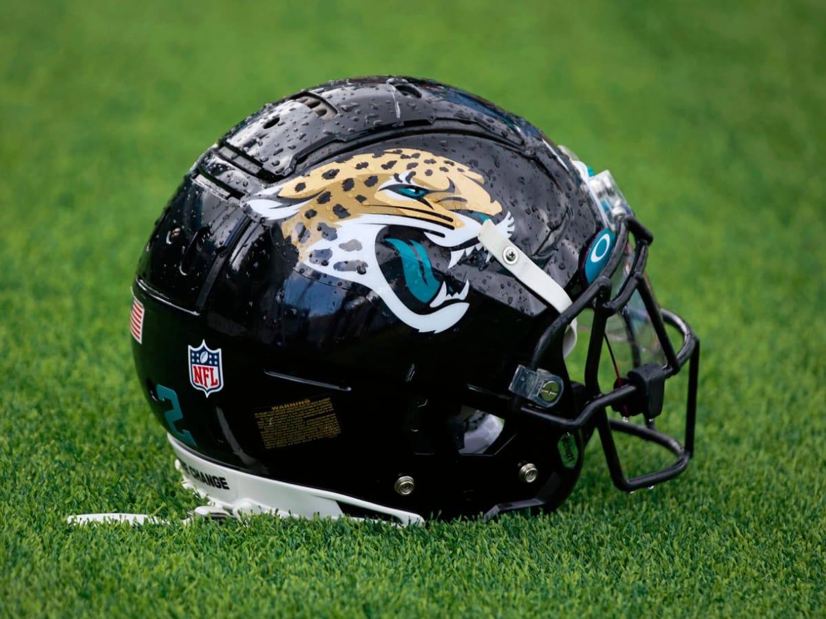 Jacksonville Jaguars Will Get Rid Of Infamous Two-Toned Helmets Ahead Of  2018 Season