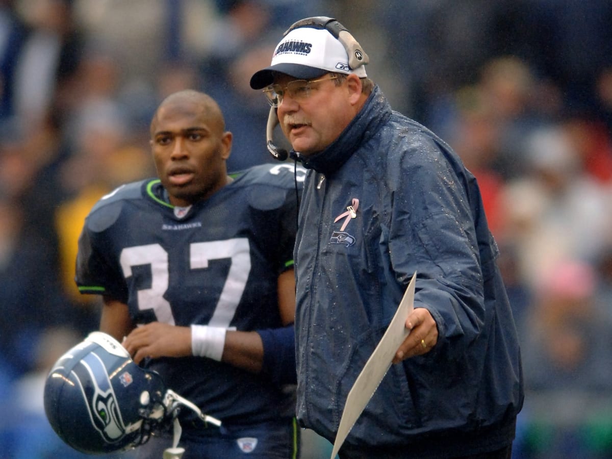 The name of Seattle Seahawks former head coach Mike Holmgren is