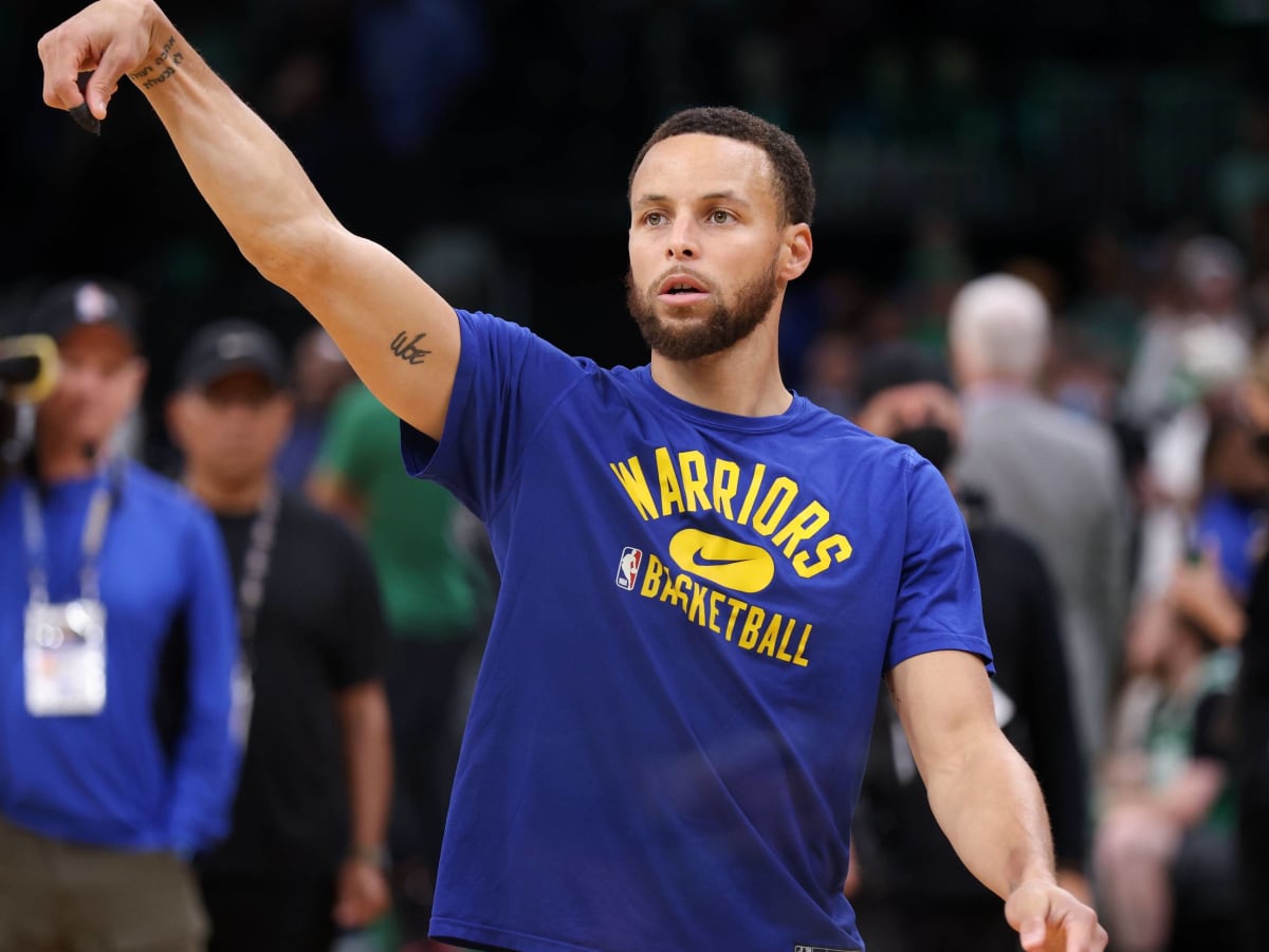 Ecstatic Steph Curry sinks walk-off eagle to win celebrity golf tournament