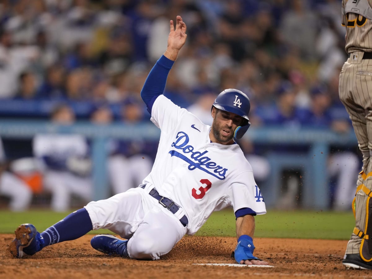 Dodgers Injury News: Chris Taylor Undergoing 2nd Set Of X-Rays On