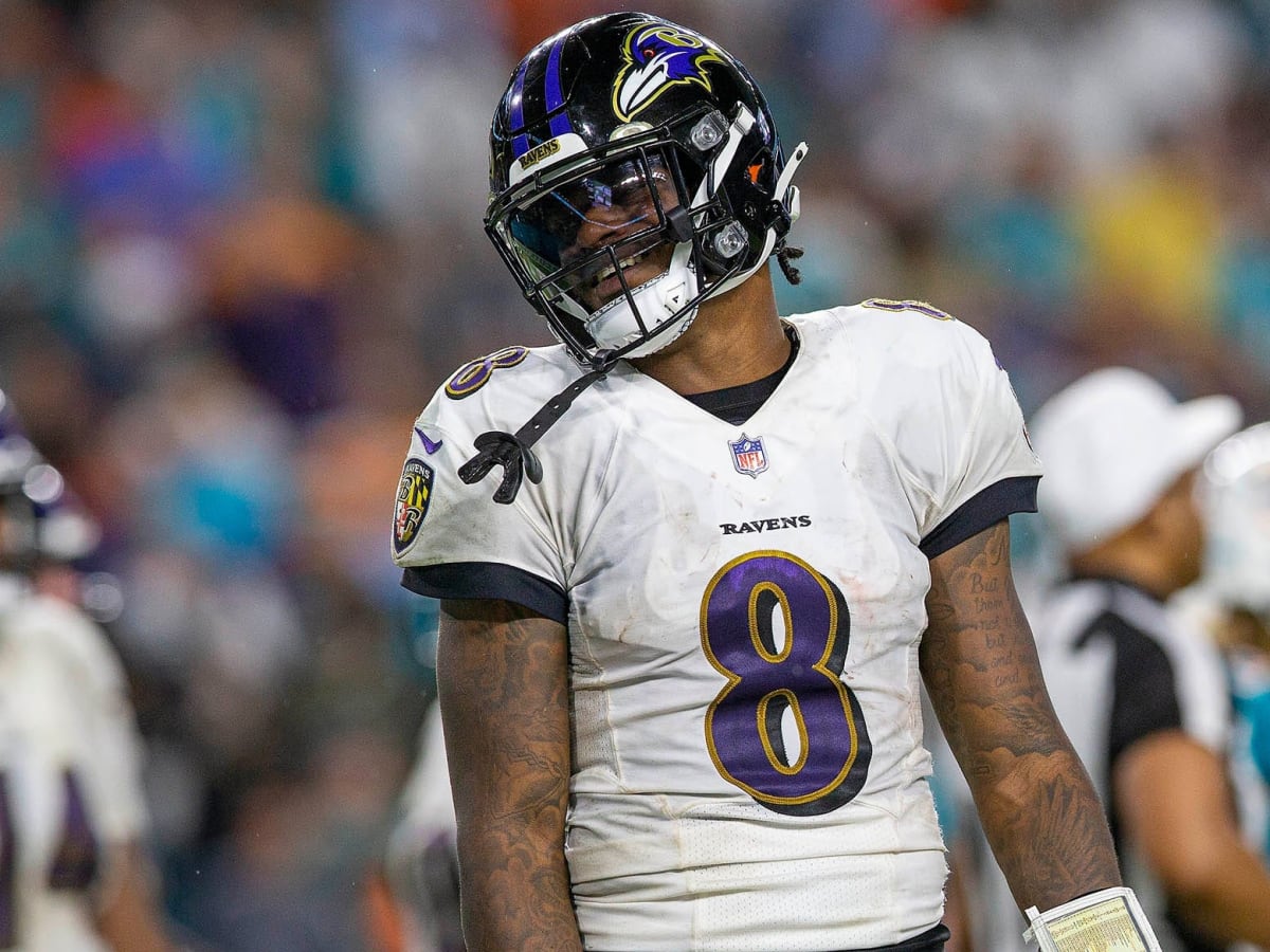 Lamar Jackson Baltimore Ravens Unsigned Drop-back Photograph
