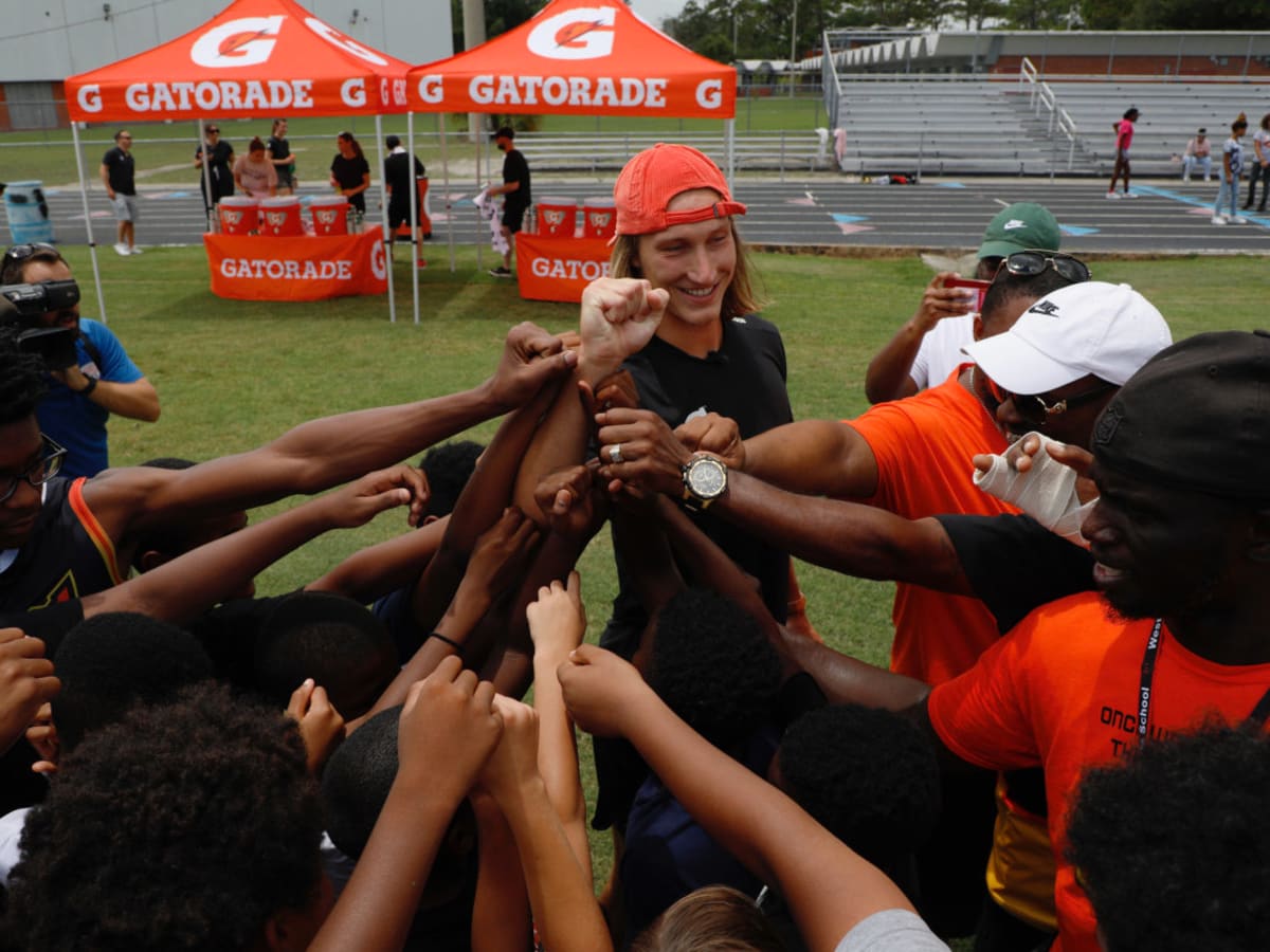 Trevor Lawrence and Gatorade Help Local Jacksonville Youth Reach Athletic  Goals - Sports Illustrated Jacksonville Jaguars News, Analysis and More