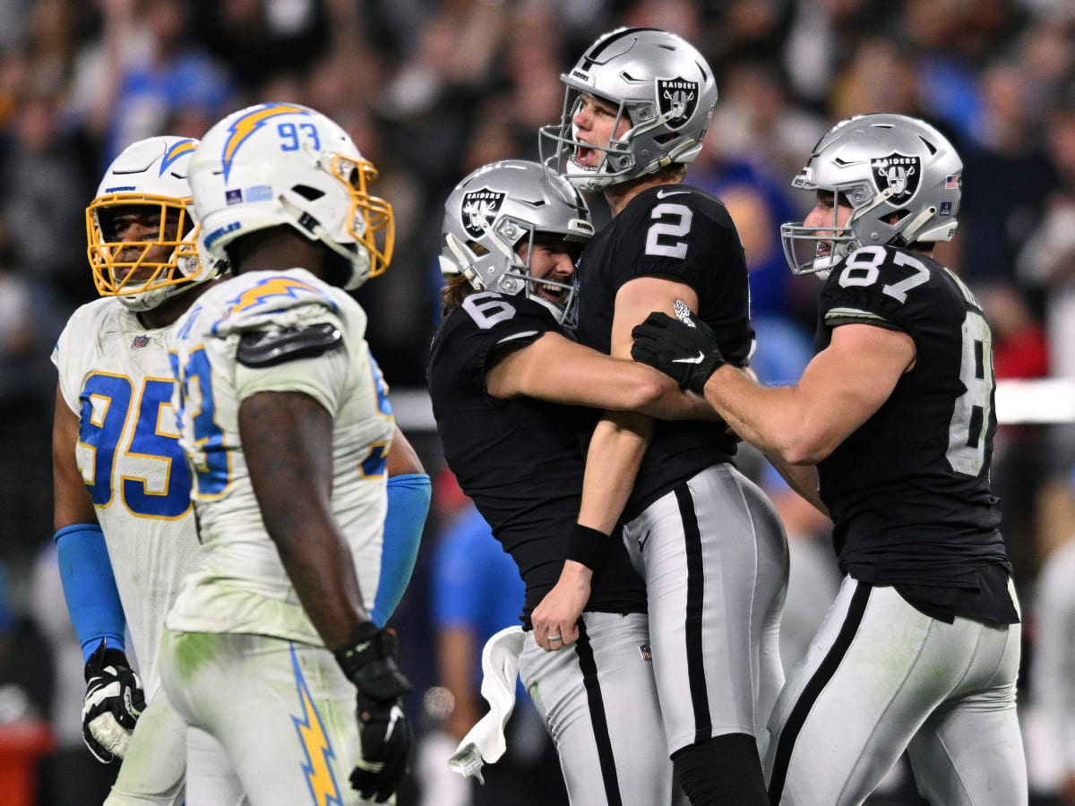 Daniel Carlson, A.J. Cole Get Their Kicks As The Raiders Stumble vs. The  Bills