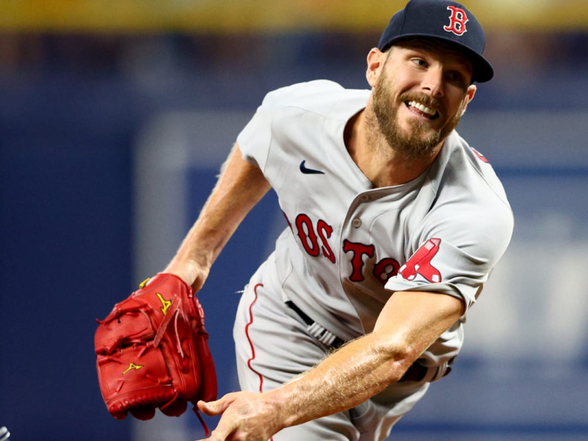 Chris Sale's finger is broken, Boston Red Sox say; lefty suffers pinky  fracture after being hit by line drive 