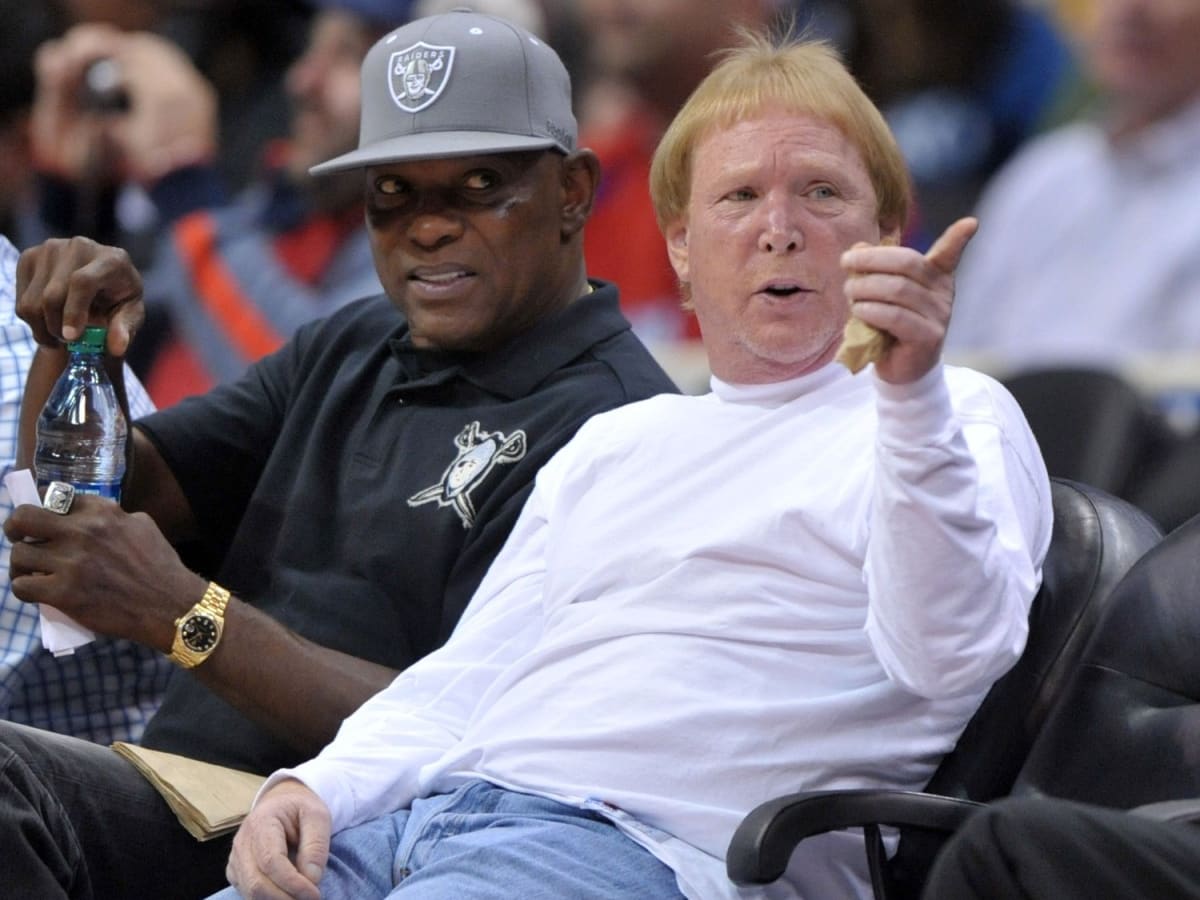 Las Vegas Raiders went deep with Cliff Branch, Willie Gault - Sports  Illustrated Las Vegas Raiders News, Analysis and More