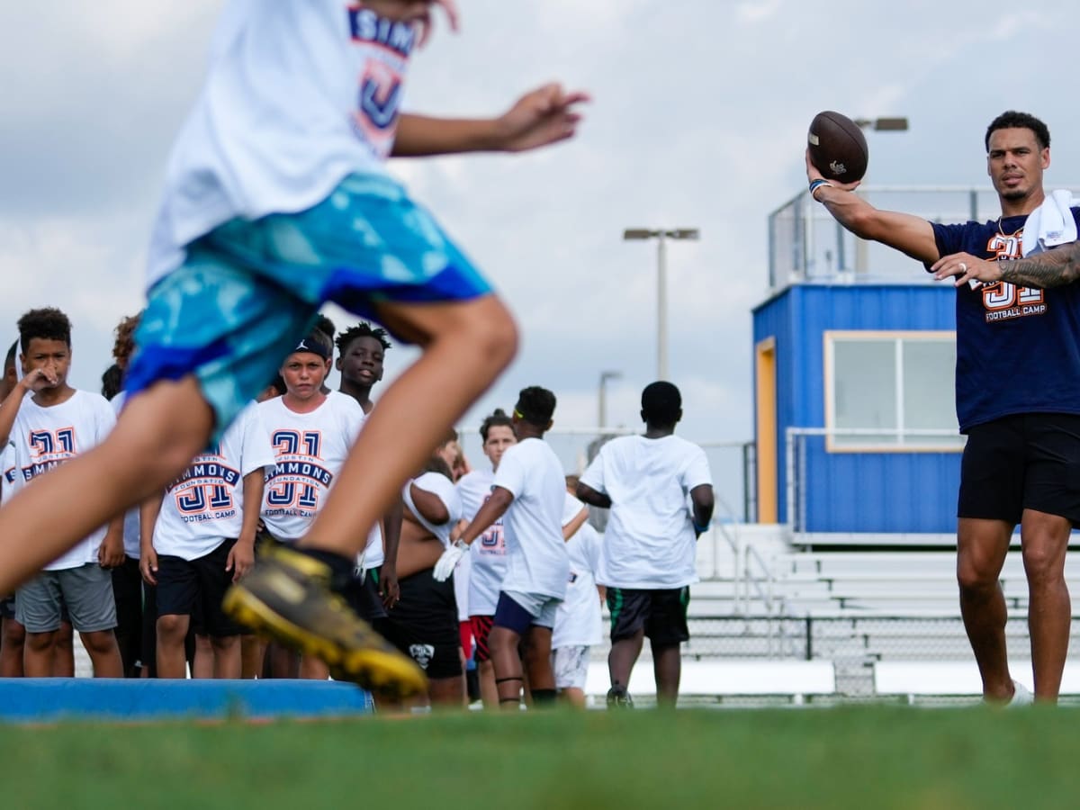 ESPN honors Denver Broncos' humanitarian efforts