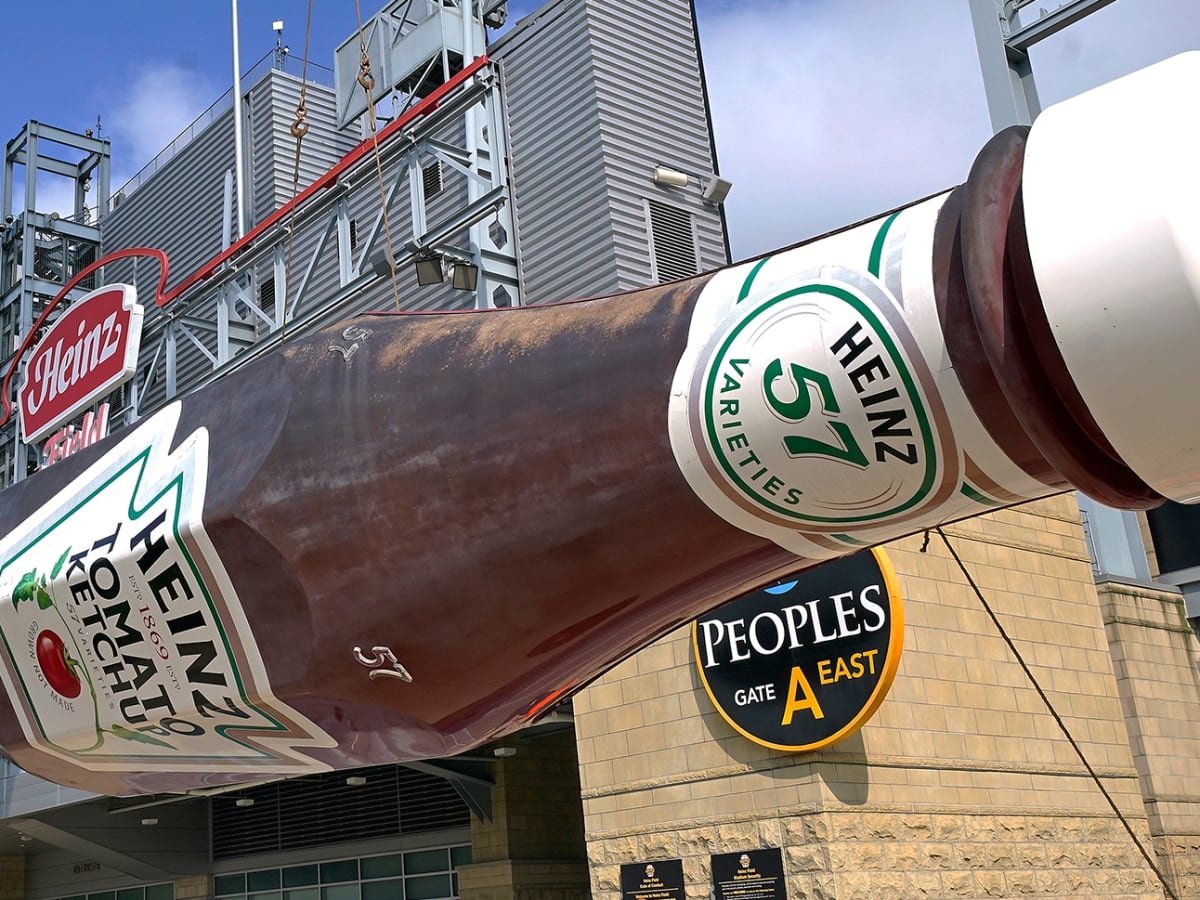 Steelers bring back giant Heinz bottles just one year after stadium name  change