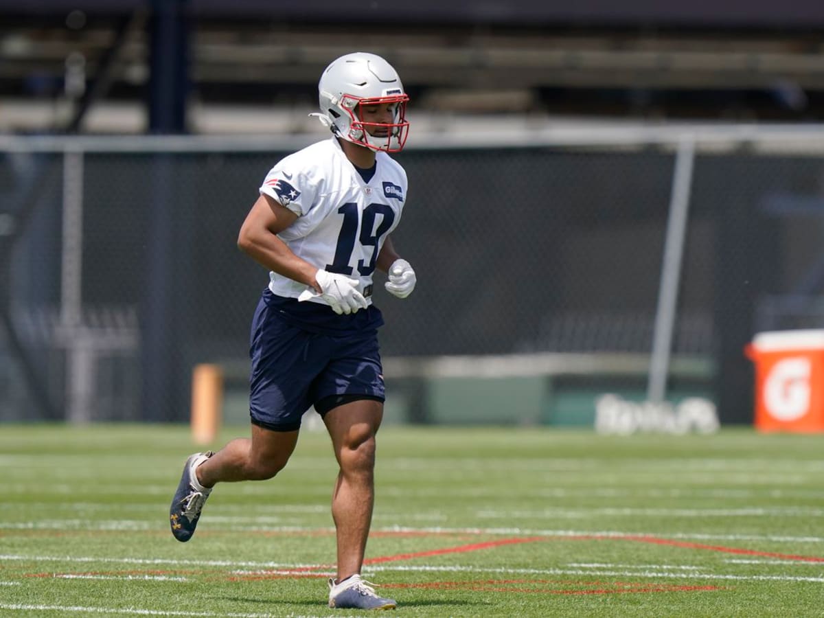 Malcolm Perry Drafted in the Seventh Round by the Miami Dolphins - Naval  Academy Athletics