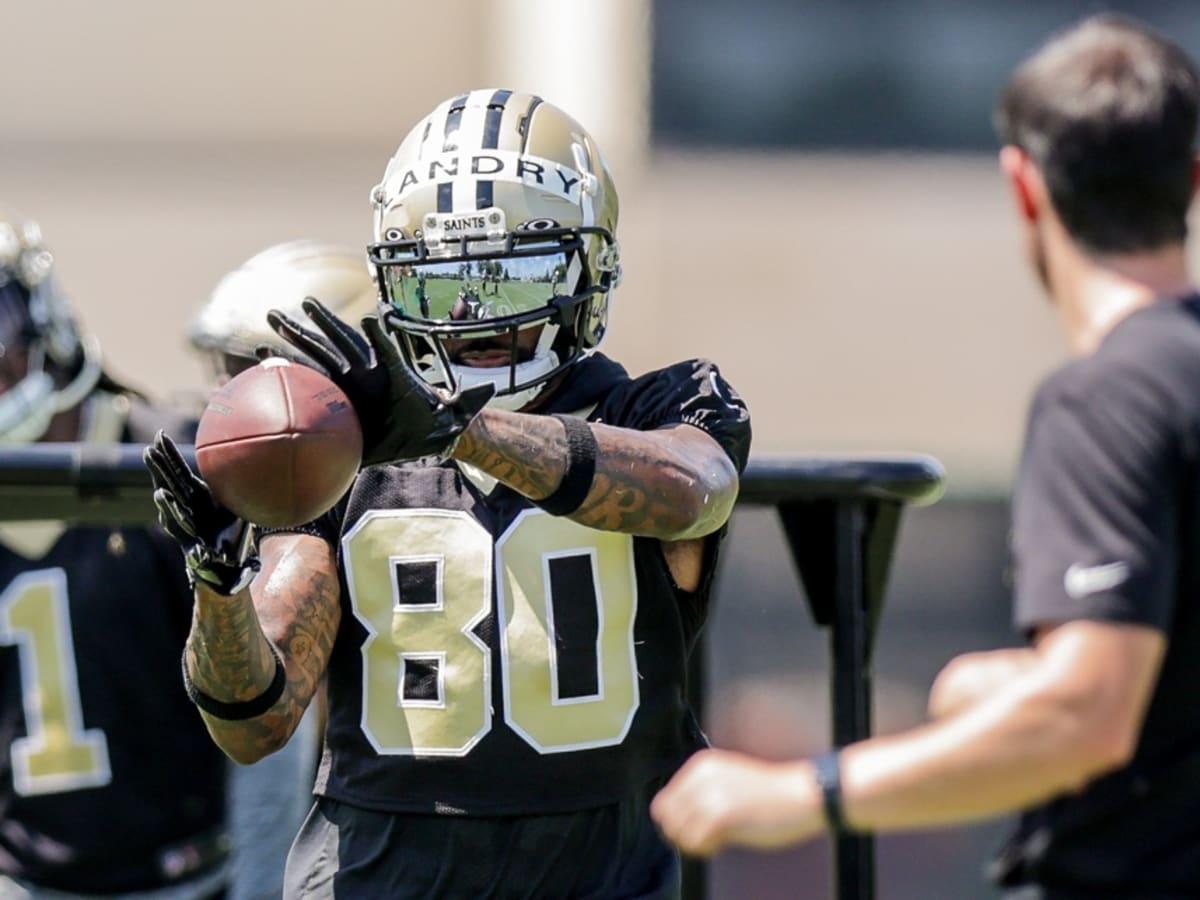 Saints signing wide receiver Jarvis Landry. (via @tompelissero) 