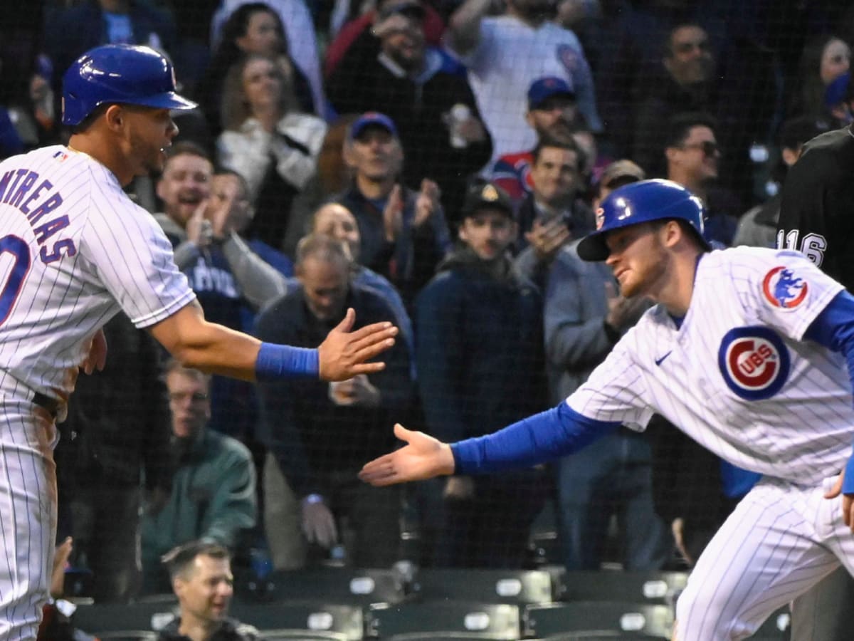 Contreras, Happ stay with Cubs after deadline passes