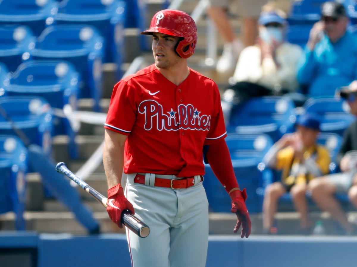 WATCH PHILS SCOTT KINGERY LEAP INTO THE GAP FOR CATCH!