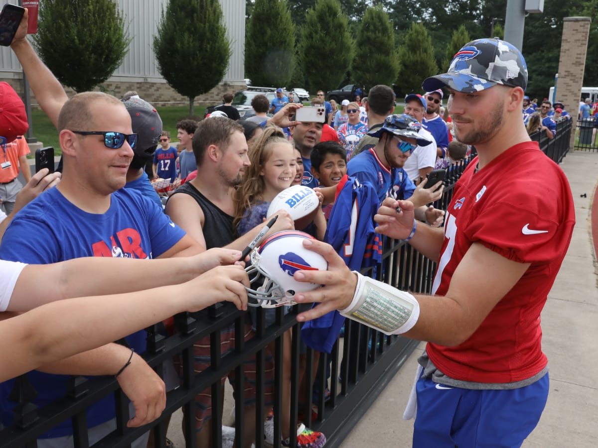 Josh Allen signs on eve of training camp