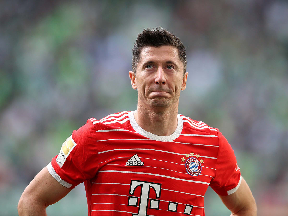 Robert Lewandowski leads the teary farewells, as race to the