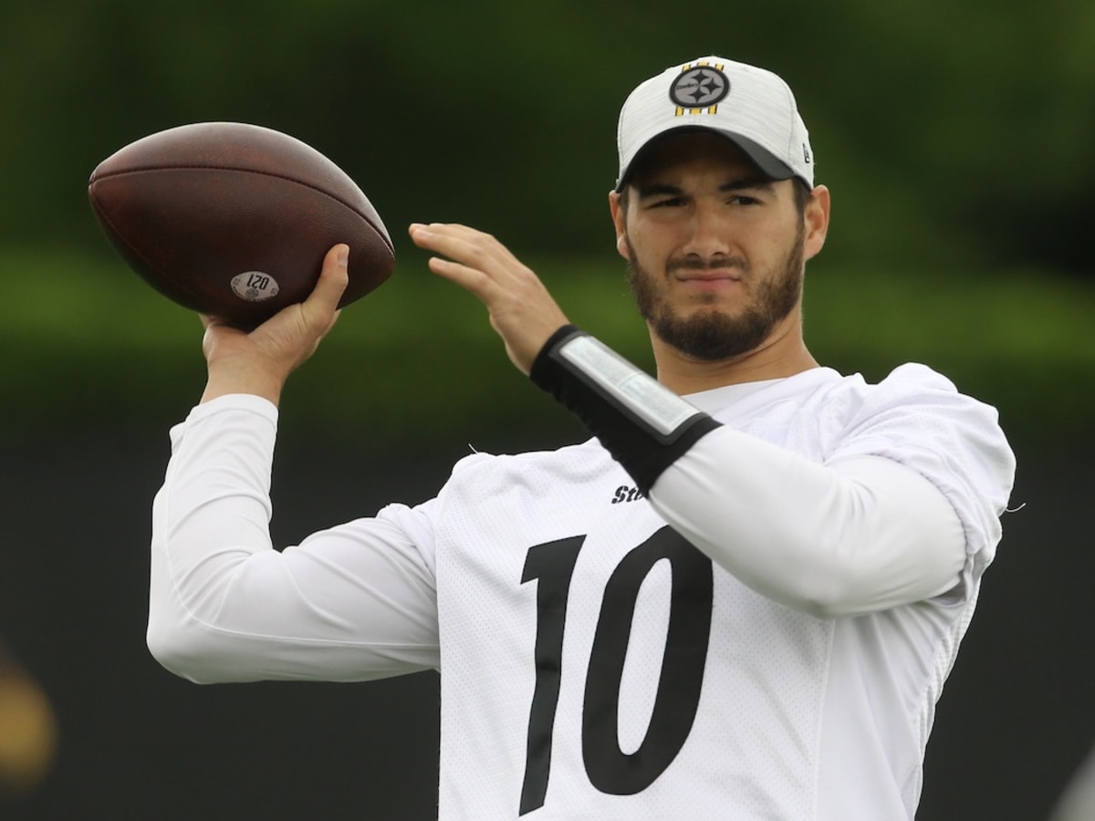 Steelers training camp: Mitch Trubisky playing key role for close-knit  team, says Pittsburgh 'feels like home' 