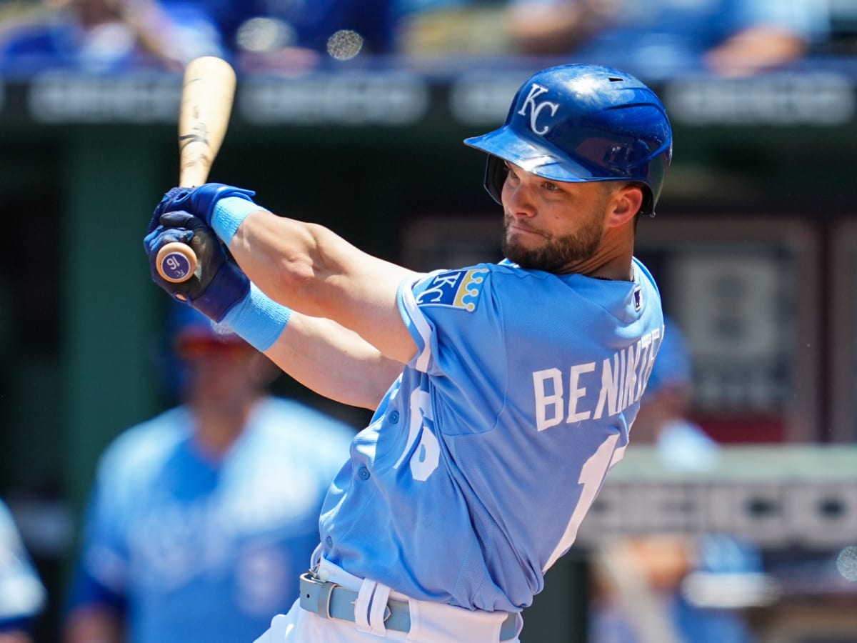 Yankees to acquire OF Andrew Benintendi from Royals