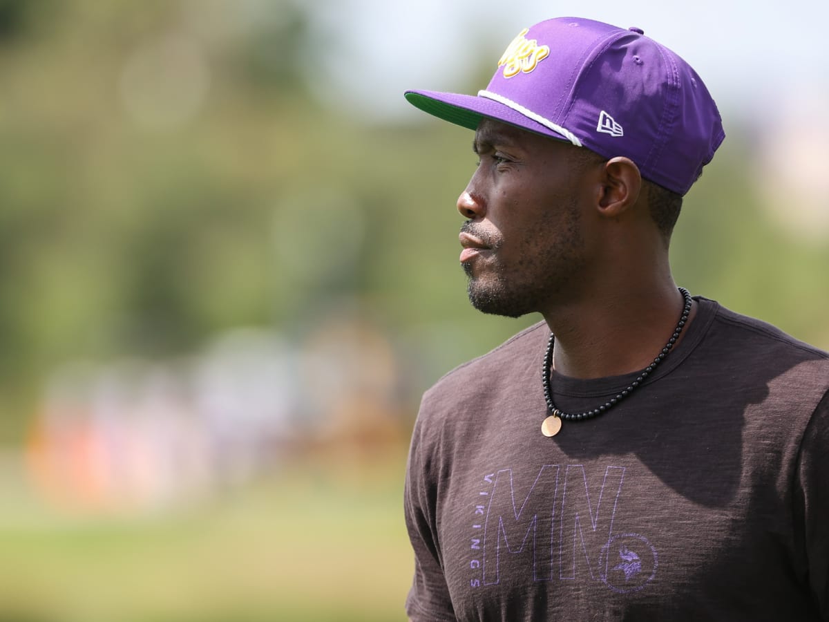 Vikings GM Kwesi Adofo-Mensah Sends Message to Kirk Cousins