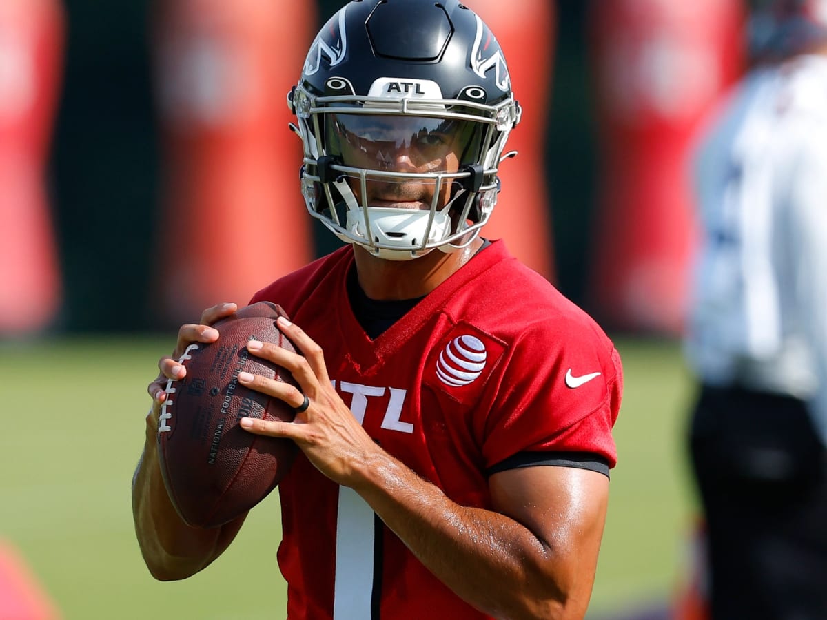 Marcus Mariota shows his wheels scoring TD in Falcons preseason opener