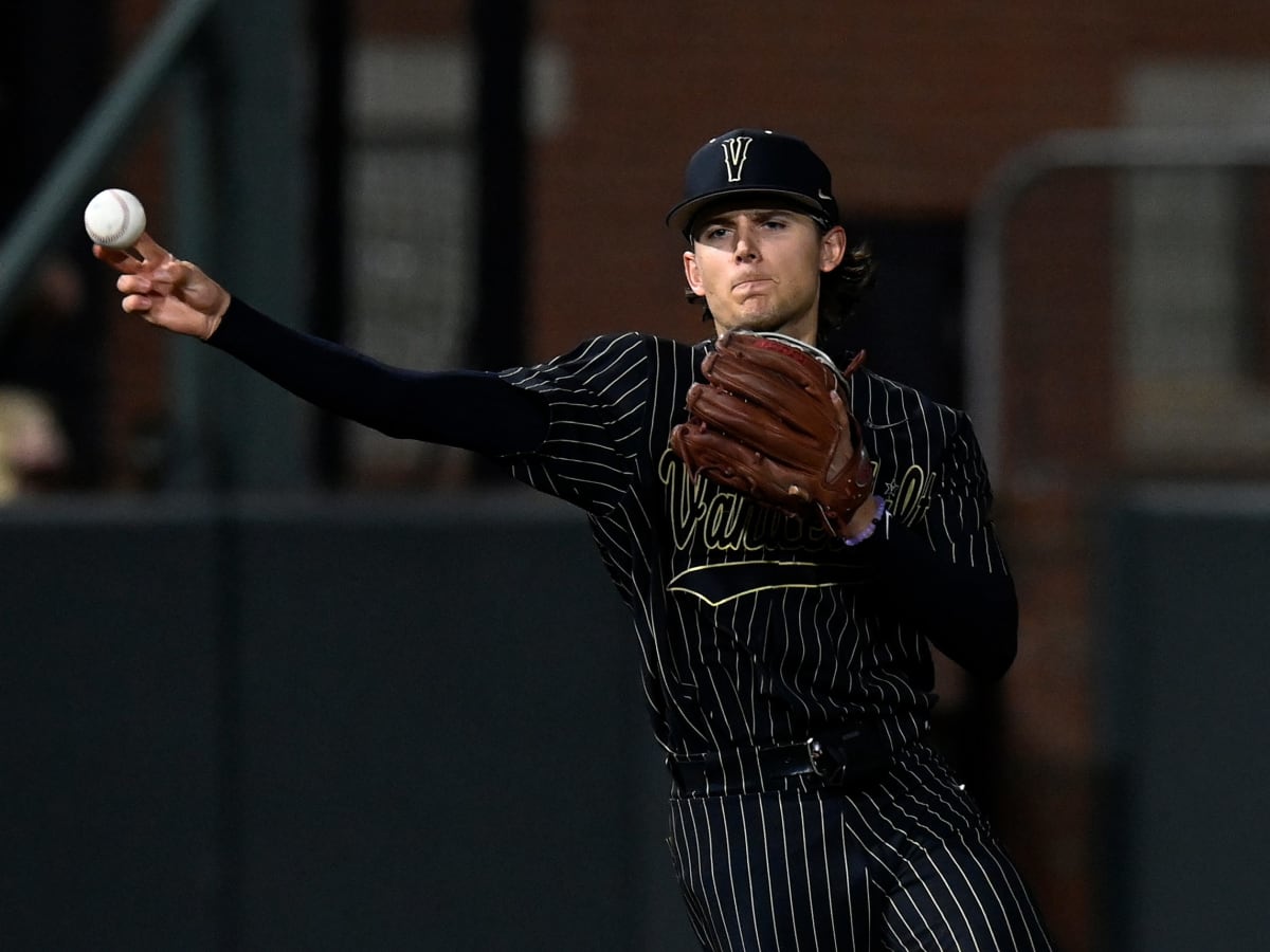 Report: Vanderbilt Transfer Carter Young Inks Deal With Baltimore