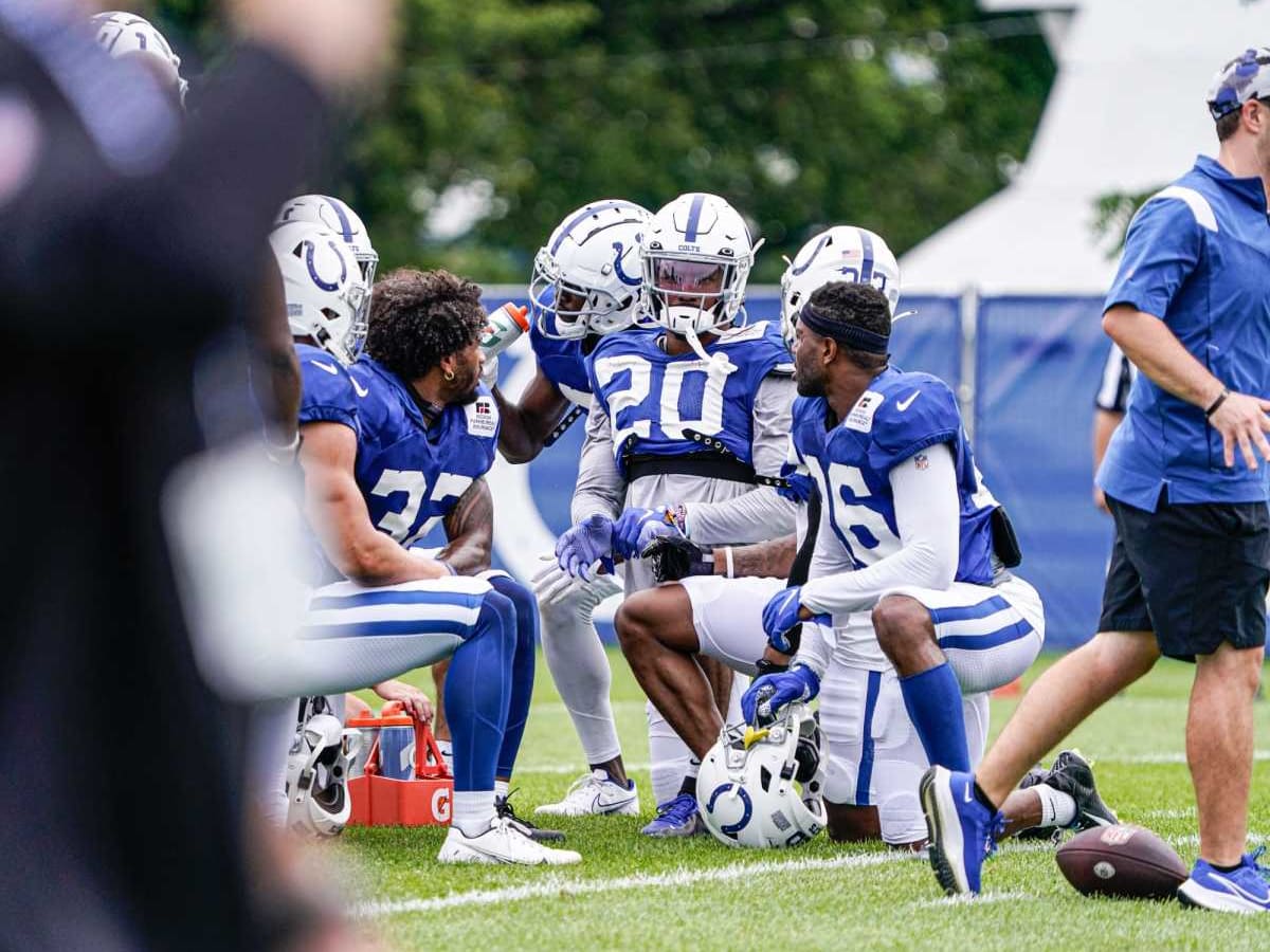 Indianapolis Colts: Revisiting Biggest Training Camp Battles 