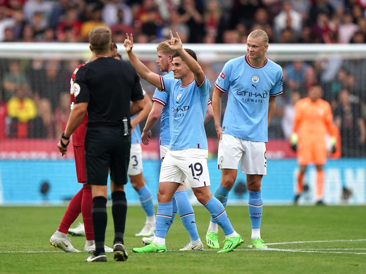 Alvarez helps Man City sweep past Red Star