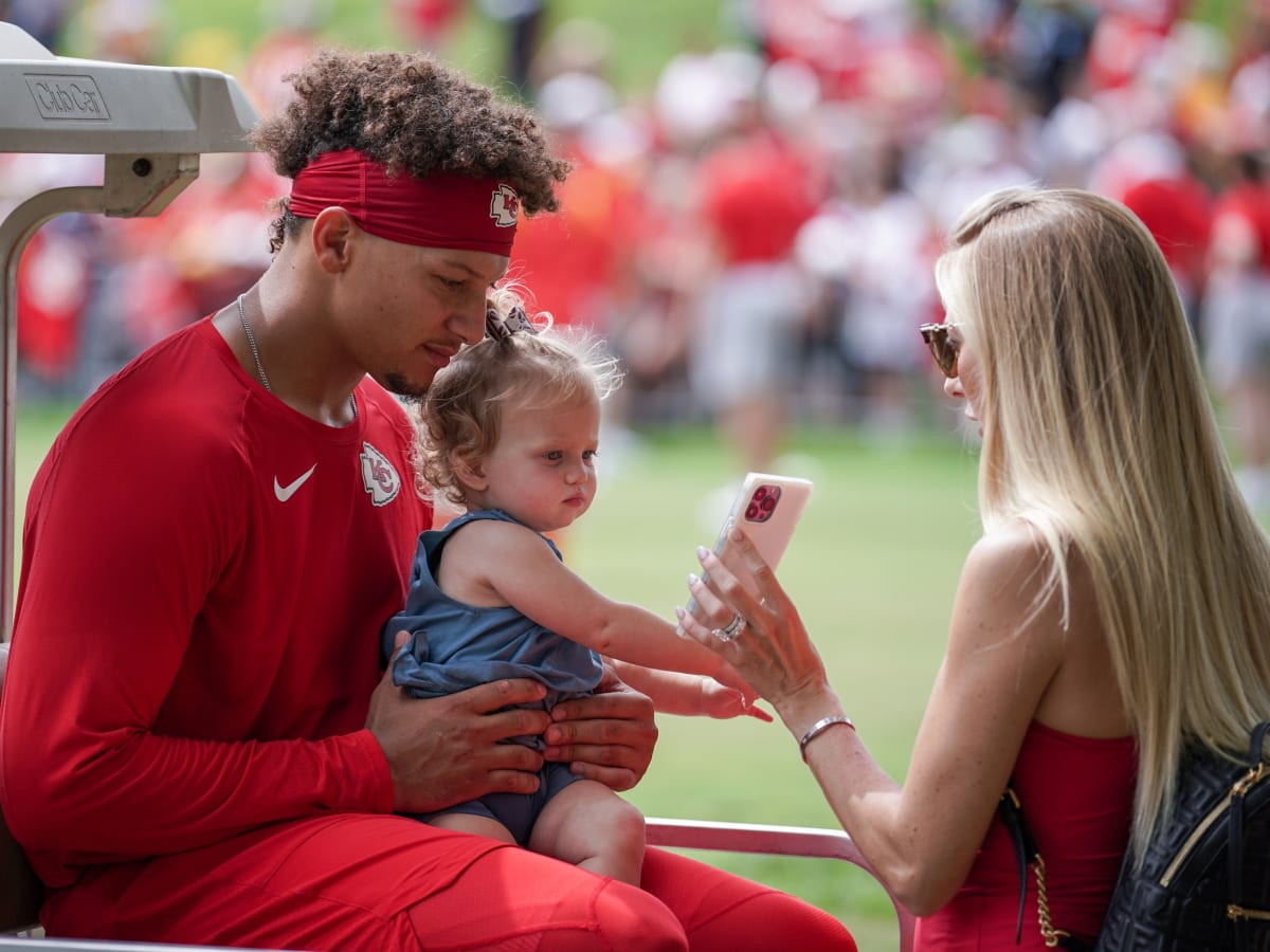 The moment Pat Mahomes Sr. knew his son was a savant came on a