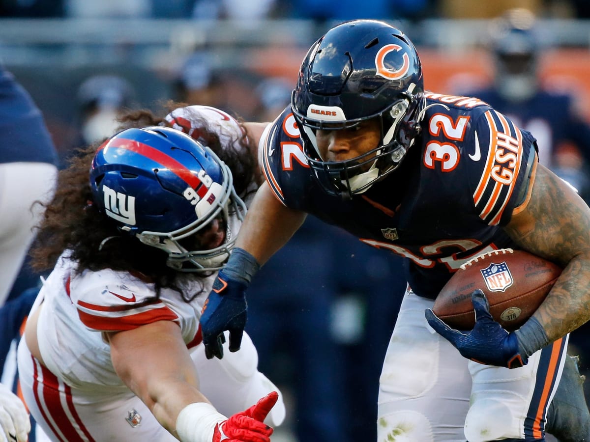 Khalil Herbert agrees with former Chicago Bears running back, David  Montgomery