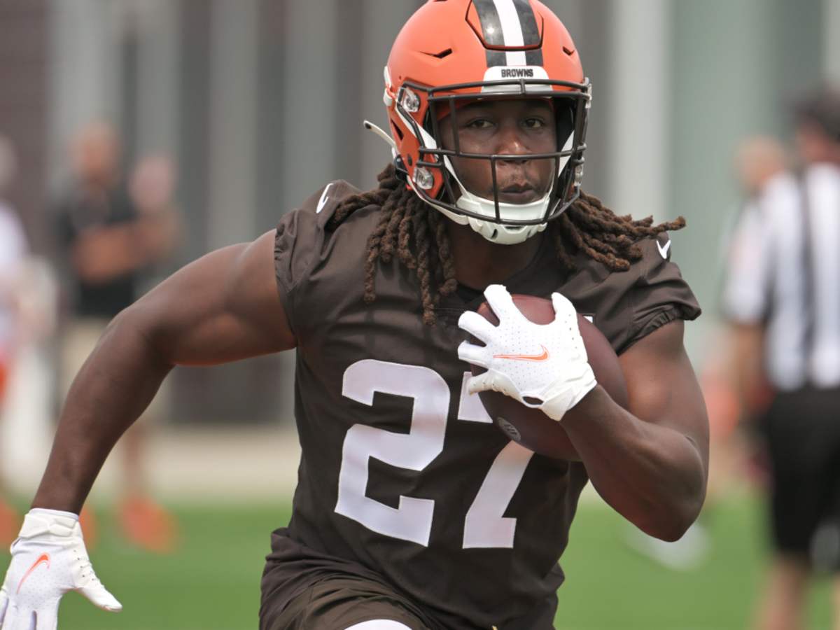 Cleveland Browns running back Kareem Hunt jogs off the field during pre-game  warm-ups before a NFL football game against the Baltimore Ravens, Sunday,  Oct. 23, 2022, in Baltimore. (AP Photo/Terrance Williams Stock