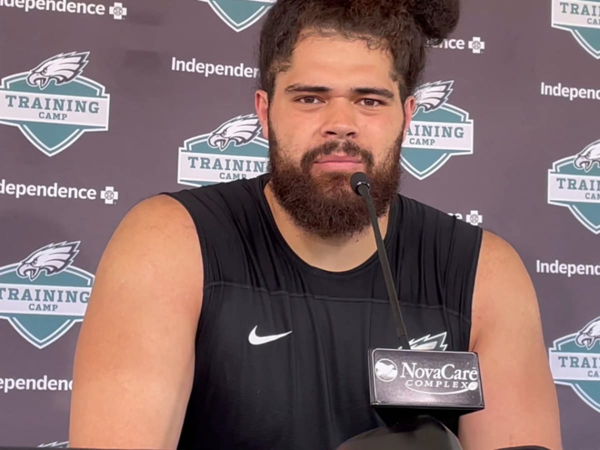 For Eagles' Isaac Seumalo, outlook no longer seems guarded