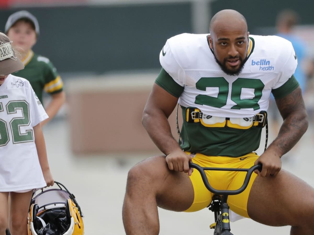 Powerful Packers Running Back AJ Dillon Becomes Strong Receiver, Too -  Sports Illustrated Green Bay Packers News, Analysis and More