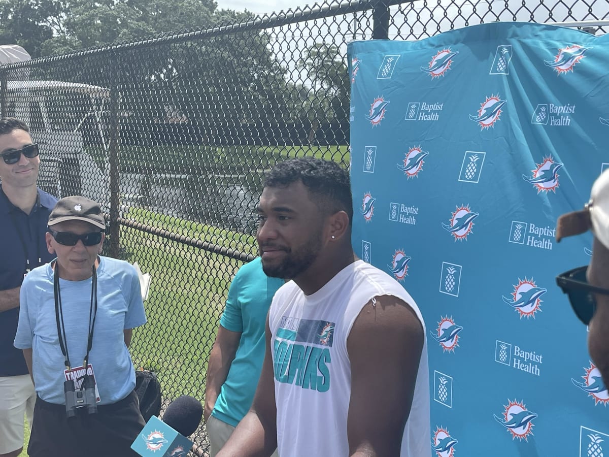 Dolphins name five team captains, QB Tua Tagovailoa not on the list