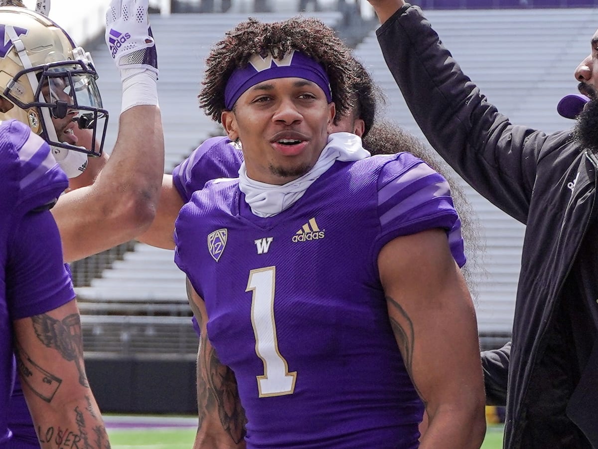 Coach Says Newcomer Perryman 'Playing as Well as Anyone on Team' - Sports  Illustrated Washington Huskies News, Analysis and More