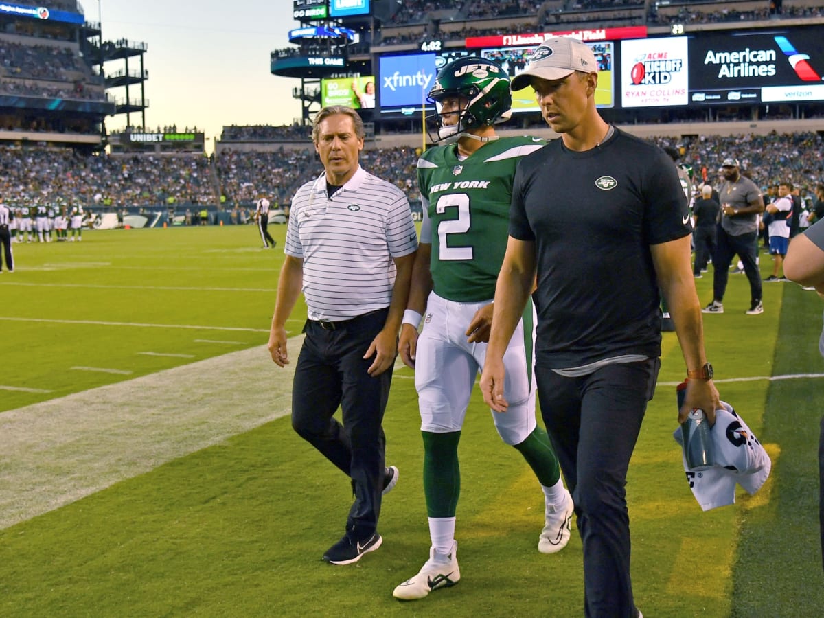 New York Jets quarterback Zach Wilson absent as training camp begins -  Sports Illustrated New York Jets News, Analysis and More