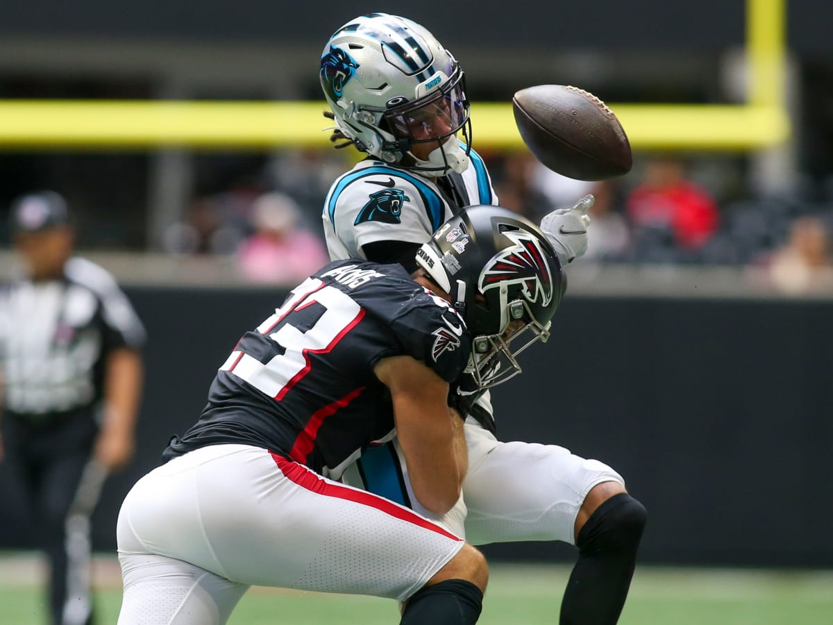 Atlanta Falcons safety Erik Harris (23) runs during an NFL football game  against the Washington Commanders, Sunday, November 27, 2022 in Landover.  (AP Photo/Daniel Kucin Jr Stock Photo - Alamy