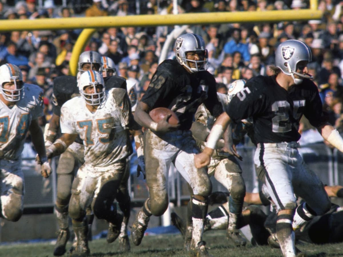 Photo Gallery: Raiders at Dolphins