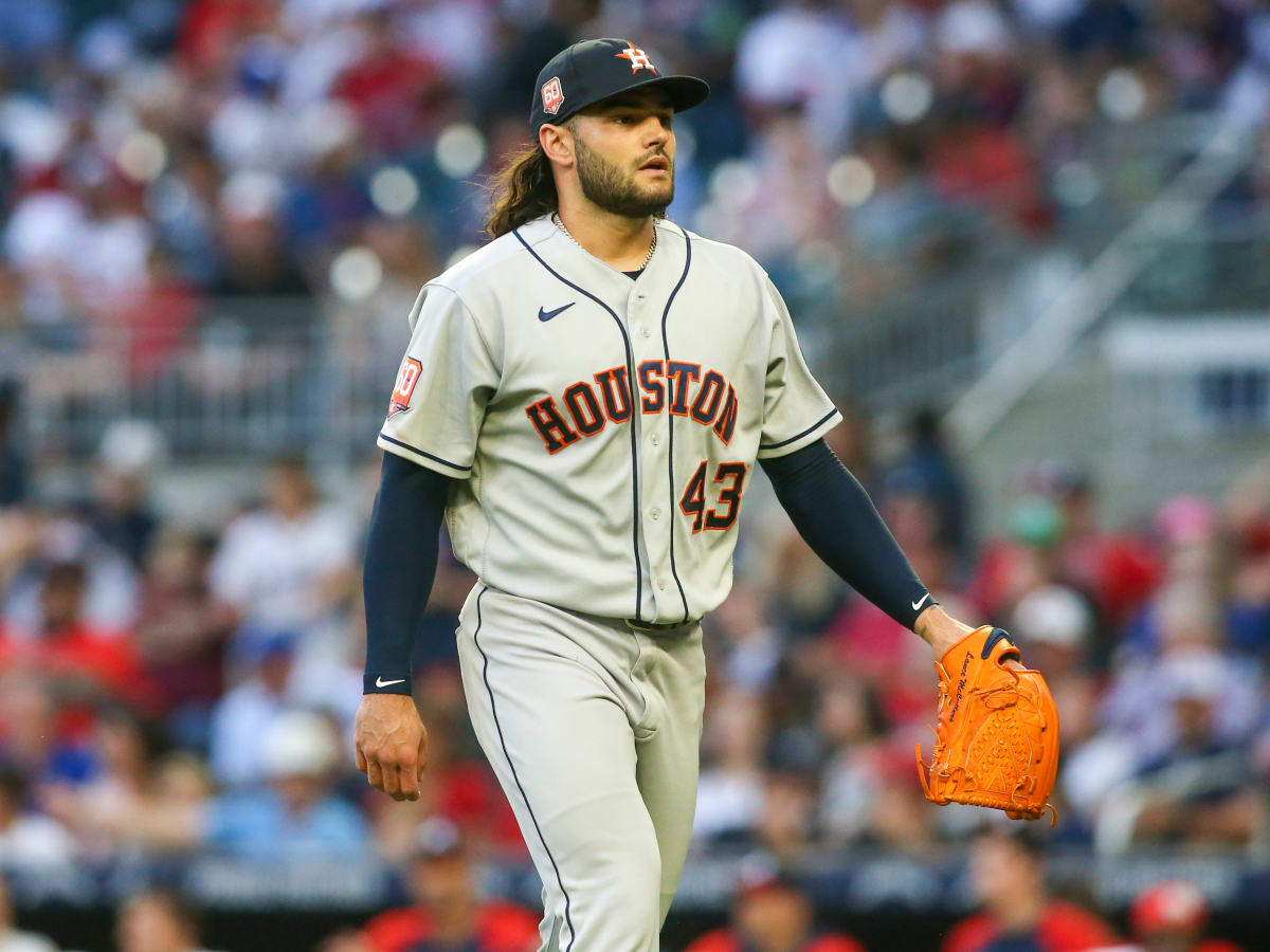 Report: Houston Astros' Yordan Álvarez Takes First Swings Since Injured  List Placement - Sports Illustrated Inside The Astros