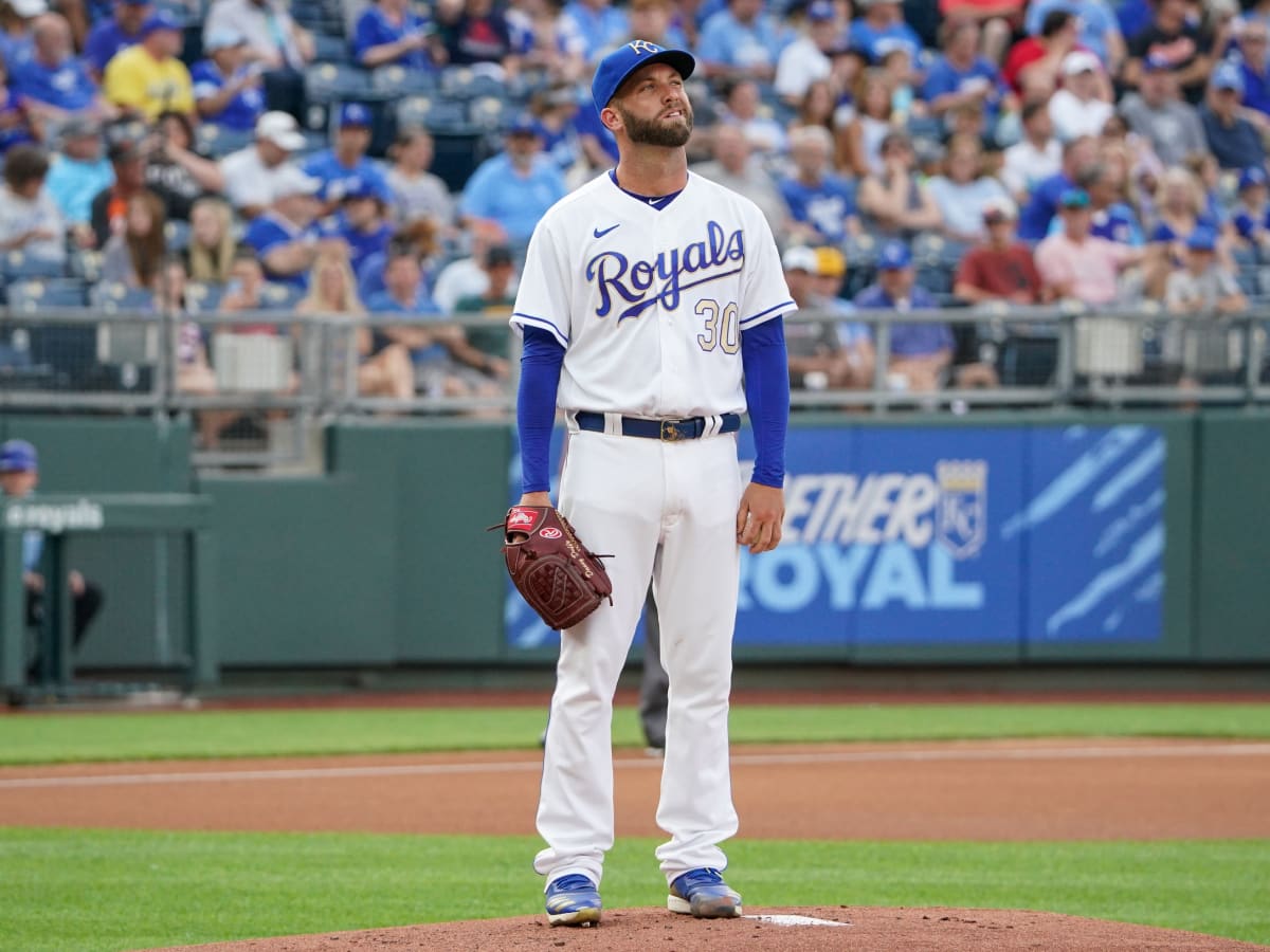 Dodgers News: Dave Roberts Enjoyed Mariners Fans Providing Playoff  Atmosphere At T-Mobile Park 