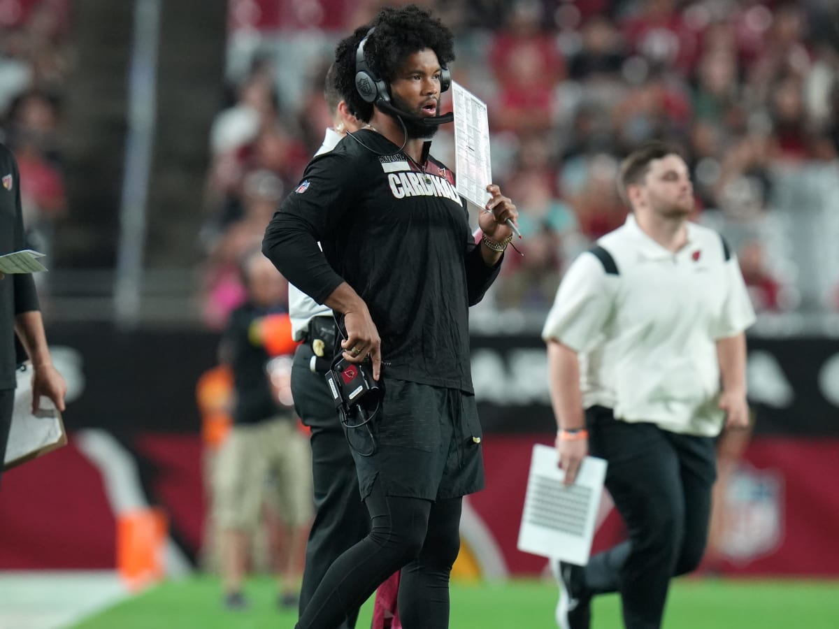 Kyler Murray replaces signed jersey lost by a young fan